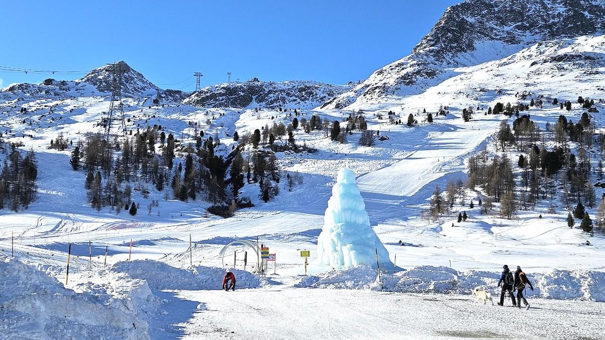 Diavolezza Lagalb glacier ski resort with dramatic mountain peaks, glacier views, Bernina range